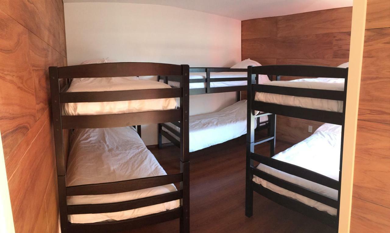 Circus Hostel&hotel Hostal